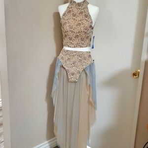 Dance wear, double platinum performance wear, size small